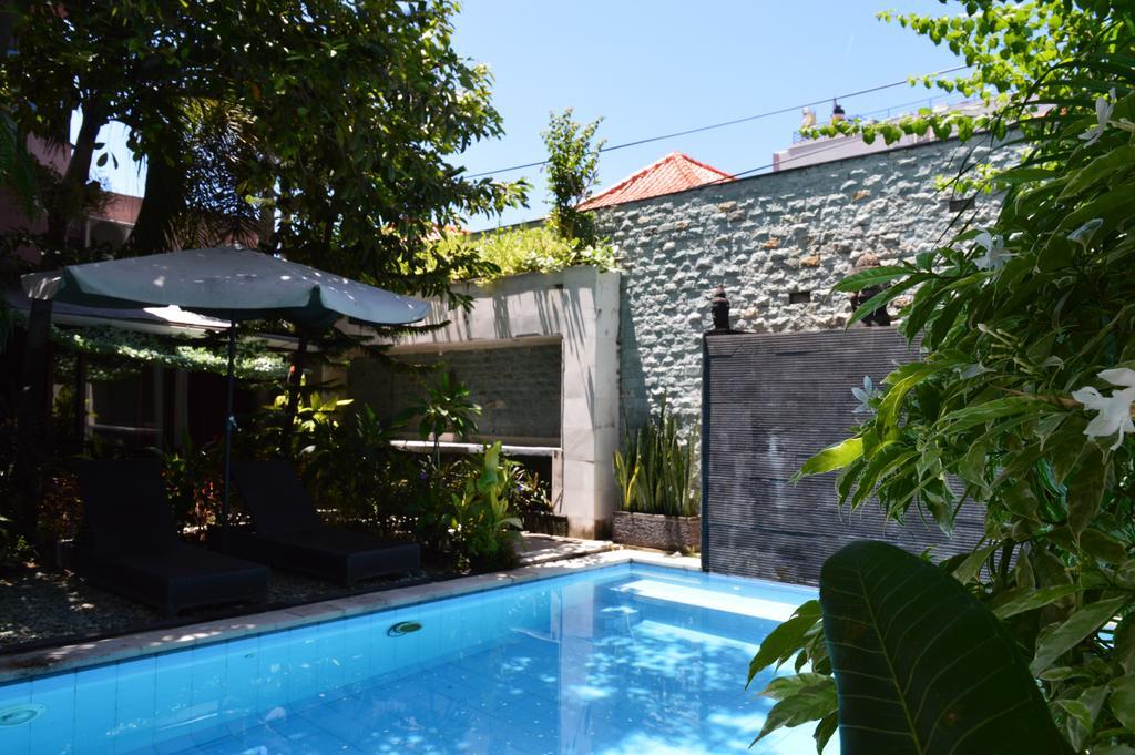 Marinos Place Legian Kültér fotó