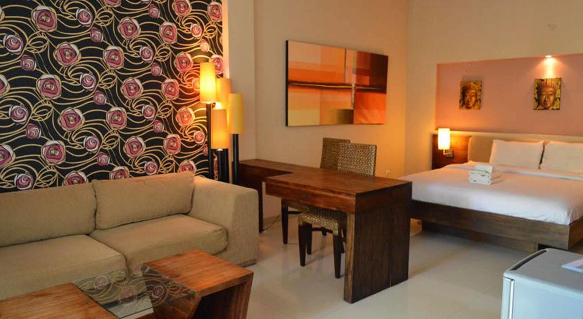 Marinos Place Legian Kültér fotó