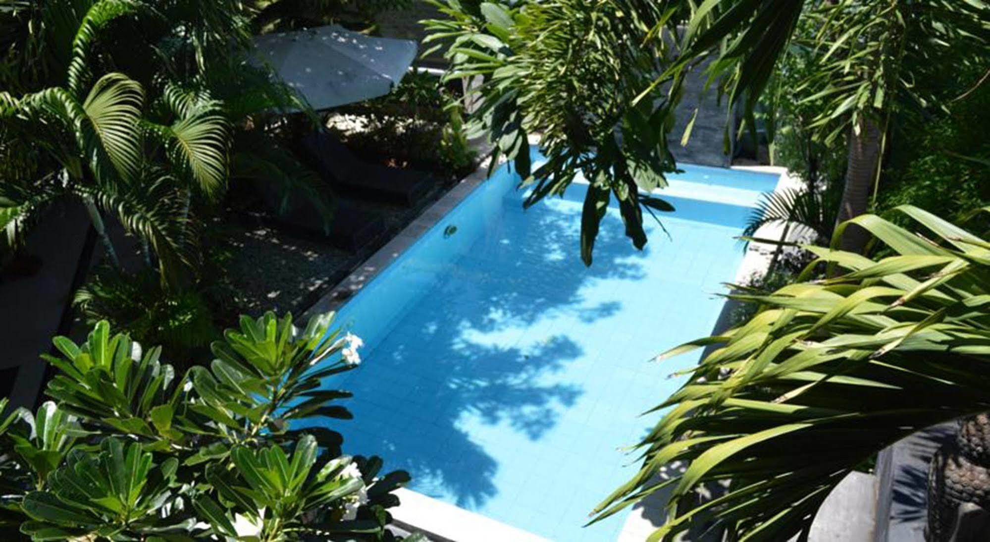 Marinos Place Legian Kültér fotó